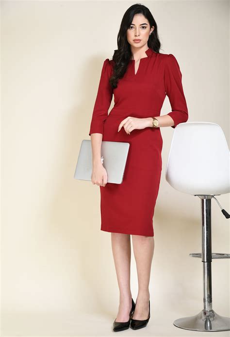 Exude Grace Puff Sleeves Sheath Dress (Red)