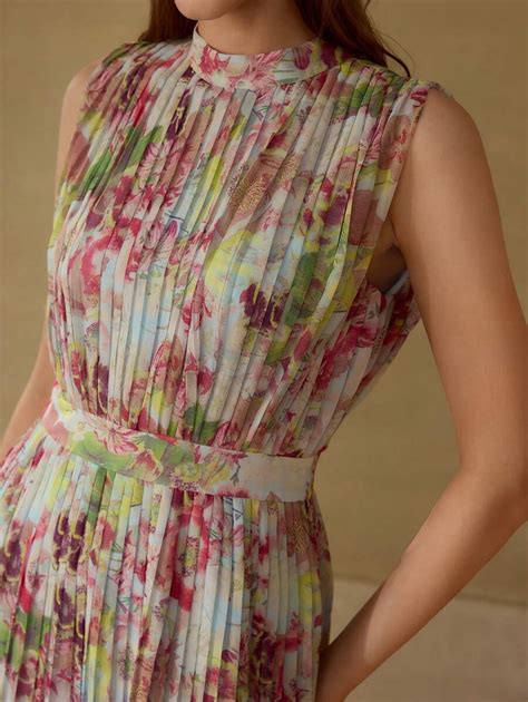 MOTF PREMIUM FLORAL PRINT PLEATED DRESS | SHEIN
