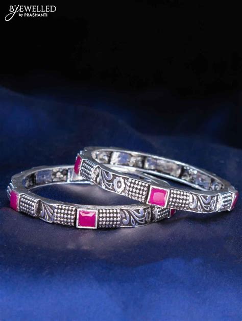 Oxidised Bangles by Prashanti Sarees