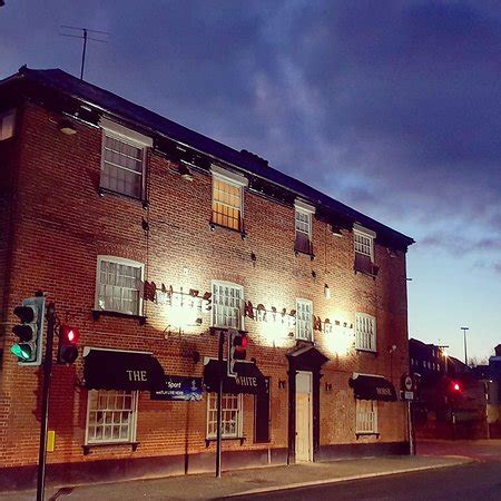 THE WHITE HORSE HOTEL (Leiston) - Hotel Reviews, Photos, Rate ...