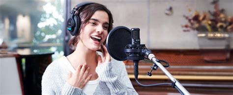 Sony MDR-7506 Professional Wired On Ear Headphones (Best Compatible ...