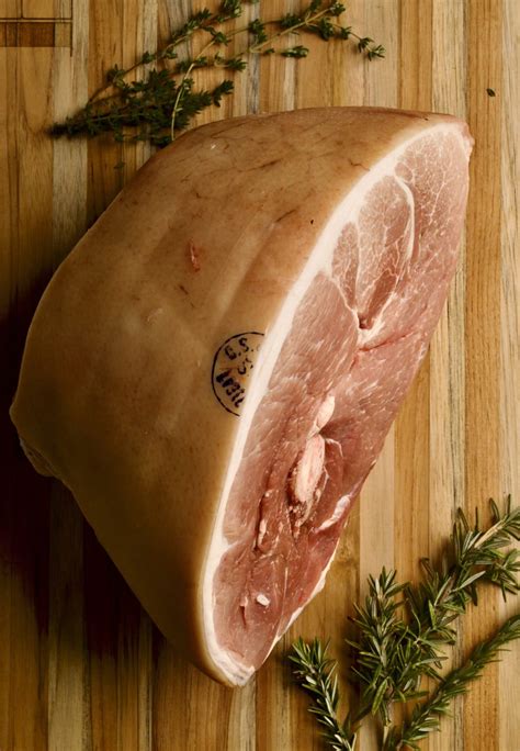 Roasted Fresh Ham 的图像结果