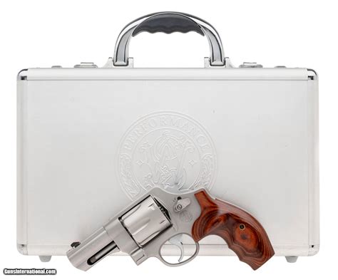 "Smith & Wesson 629-6 Carry Comp Performance Center ""Lew Horton ...