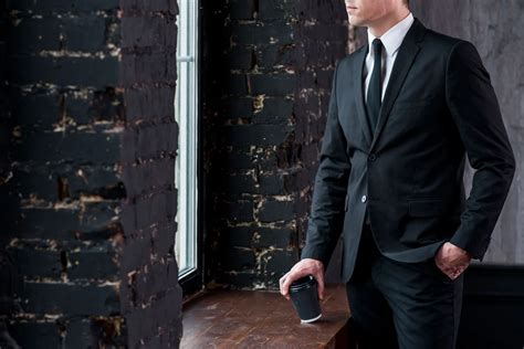 Modern Day Business Suit 的图像结果