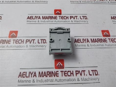 Square D 8501 Nr62 Relay Socket 10 Amp 300V – Aeliya Marine