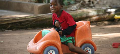 Emilia als Volunteer im Straßenkinder Projekt in Ghana