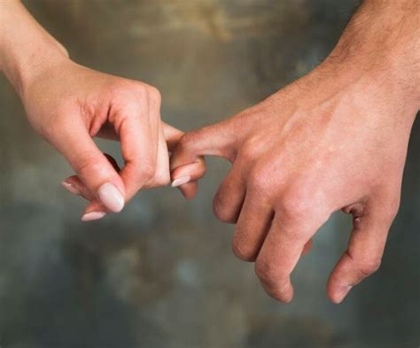 Relationship में कदम रखने से पहले खुद से पूछें ये 3 सवाल, फिर देखें ...