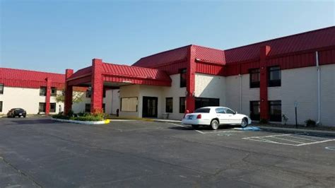 QUALITY INN & SUITES (Muncie) - Hotel Reviews, Photos, Rate Comparison ...