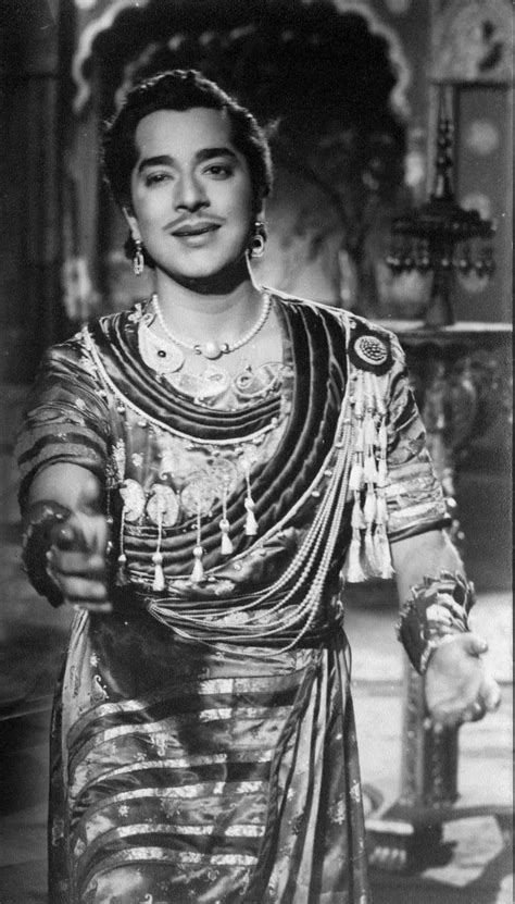 #GoldenFrames: Pradeep Kumar, the legendary actor of Indian Cinema- The ...