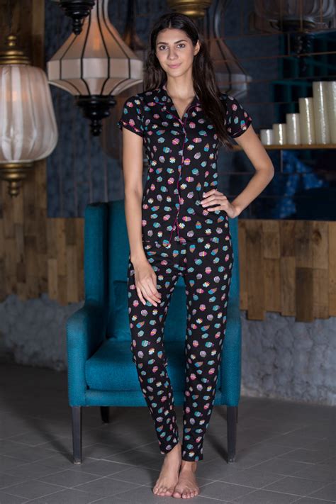 Printed Classic collar Night suit - Private Lives