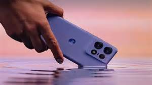 Moto Edge 50 Pro top variant is selling for less than Rs 30,000: Should ...