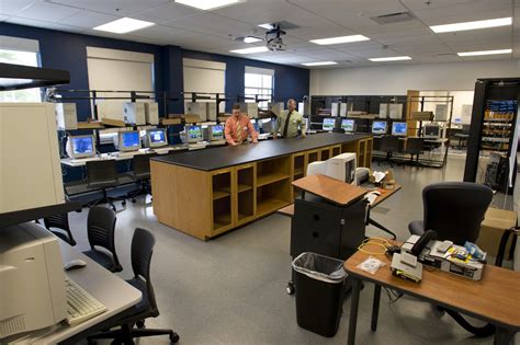 Image result for Advantages of Computer Network Lab