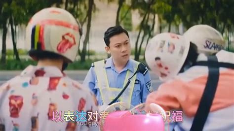 车牌985警车连续18年送考-千里眼视频-搜狐视频