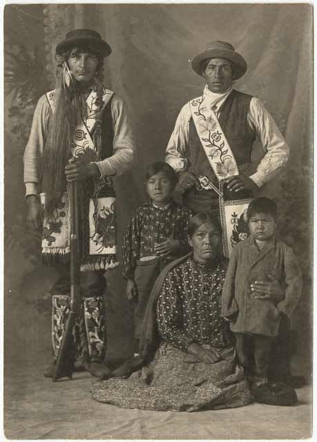 Ojibwe People Language Traditions Great Lakes Heritage