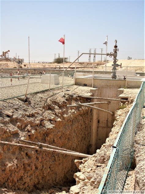 Oil Museum In Bahrain - Historical Photos And Videos.