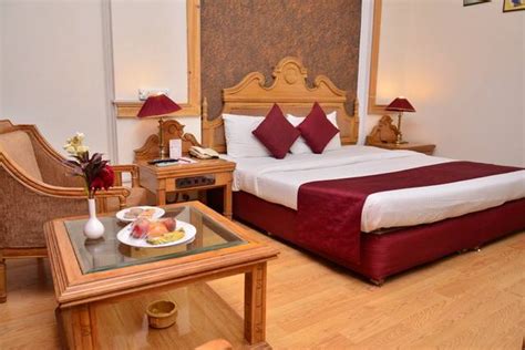 Hotel KC Cross Road - Venue - Sector 10, Panchkula - Weddingwire.in