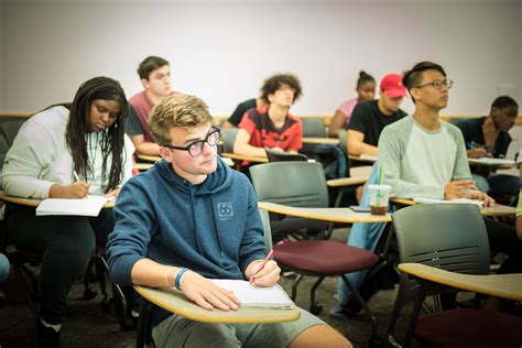 Skidmore Students - Why take summer classes?