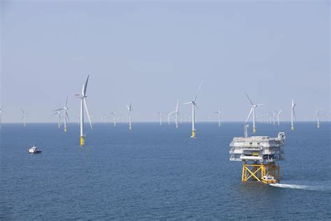 Japan's Offshore Wind Boom: 375MW Project in Akita