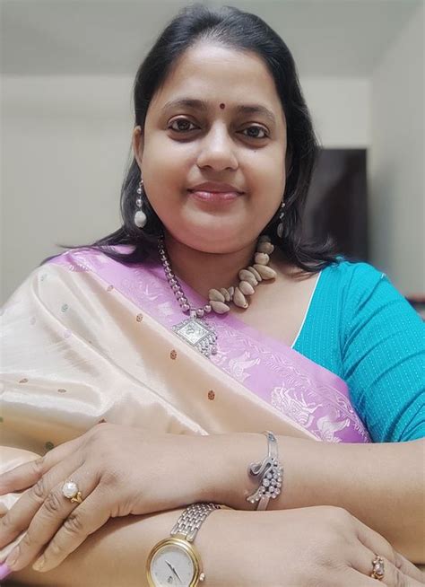 Learn Key Interpersonal Skills to Communicate Confidently