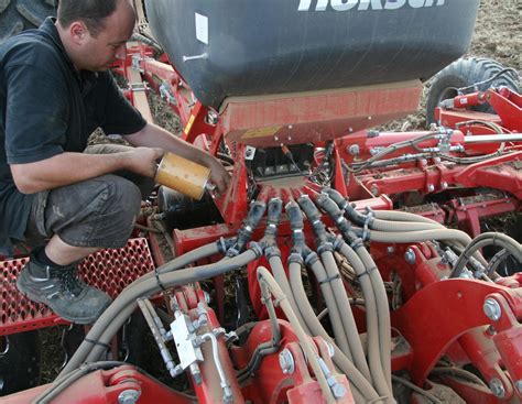 Der Test in Bildern: Horsch Joker mit MiniDrill für Zwischenfrüchte ...