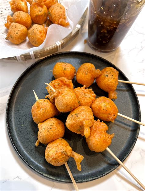 Kwek Kwek (Filipino Battered Eggs) | Iankewks