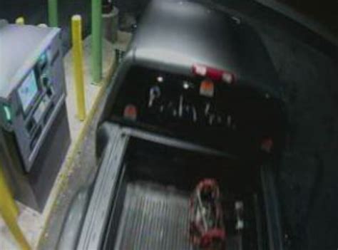 MPD releases photos of ATM robbery suspect