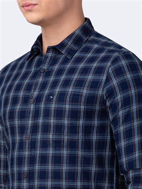 Spykar Men Navy White Cotton Slim Fit Checkered Shirt ...