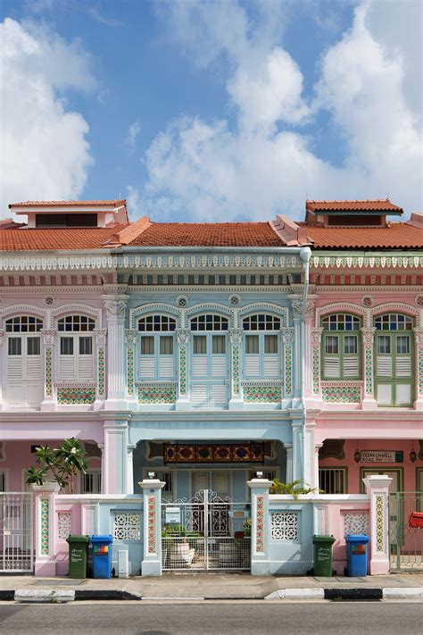 A taste of tradition: Here’s an insider’s guide to exploring Singapore ...