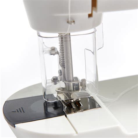 Máquina de coser El Corte Inglés · El Corte Inglés · El Corte Inglés