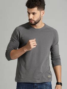 Roadster Solid Men Round Neck Grey T-Shirt - Buy Roadster Solid Men ...