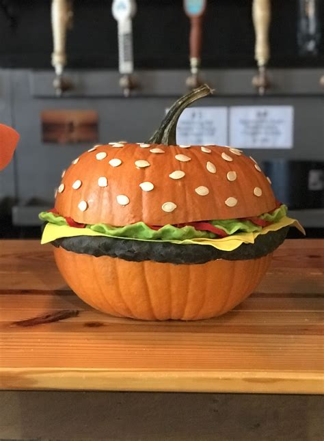15 pumpkin designs and patterns that upgrade your halloween decor – Artofit