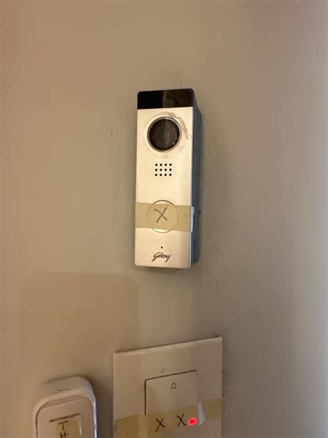 Godrej Security Solutions Seethru VDP RE7 Lite White Video Door Phone ...