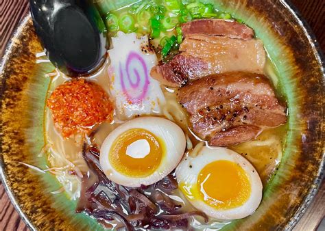 Nom Noodles Aki Nom Nom Ramen Review Center City Philadelphia