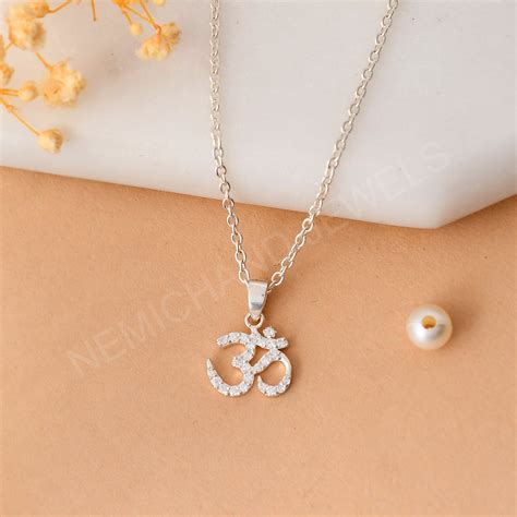 Silver Necklace and Pendant | Elegant and Coordinated Jewelry Set ...