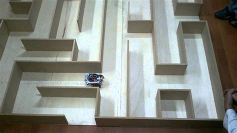 Image result for Robot Laberinto Arduino