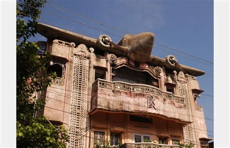 D'source Design Gallery on Hawai Jahaz Kothi - A plane set on its roof ...