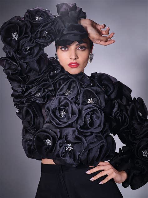 Hi-Fashion Designer Dresses | Luxury Styles | Duchess Kumari - Duchess ...