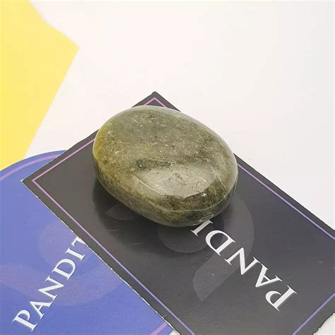 Vessonite Palm Stone - For Empowerment - Pandit.com