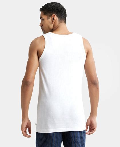 Sleeveless Vests: Buy Sleeveless Vests for Men Online at Best Price ...