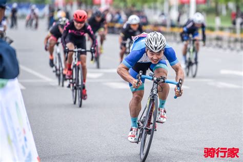 东京残奥会公路自行车项目女子C1-3级公路赛，南通籍残奥运动员钱王伟获得第13名,视觉南通