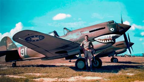 Curtiss P-40 Flying Tigers in Color - Grafiq