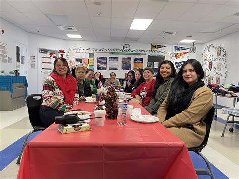 WELCOME / BIENVENIDOS - Parent Center - Edward R Roybal Learning Center