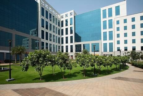 DLF Prime Towers in Okhla Phase 1, New Delhi: Price, Brochure, Floor ...