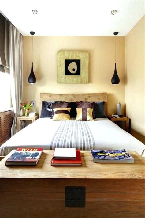 bedroom layout ideas for small rooms