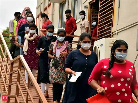 JEE (Mains) exam scam: CBI carried out pan-India raids, 7 accused ...