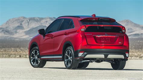 2018 Mitsubishi Eclipse Cross - Rear Three-Quarter | Caricos