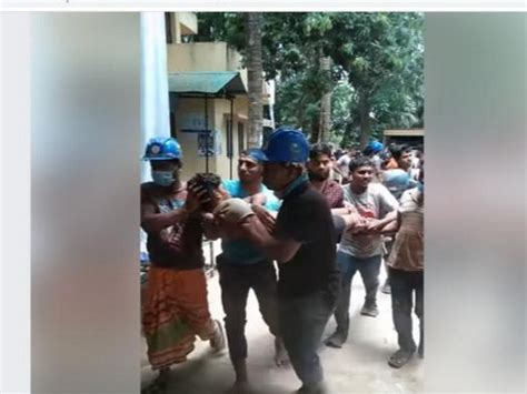 Bangladesh police opens fire on workers protesting over low wages at ...