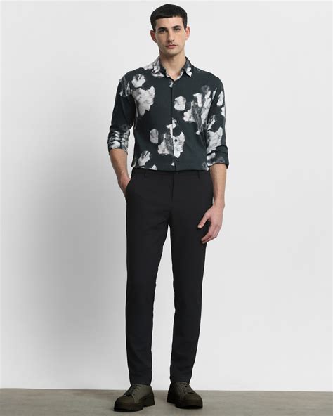 Buy Dark Green Digital Print Slim Fit Casual Shirt Online at Muftijeans
