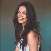 Micro-trend: Maang tikka mohawks | Vogue India