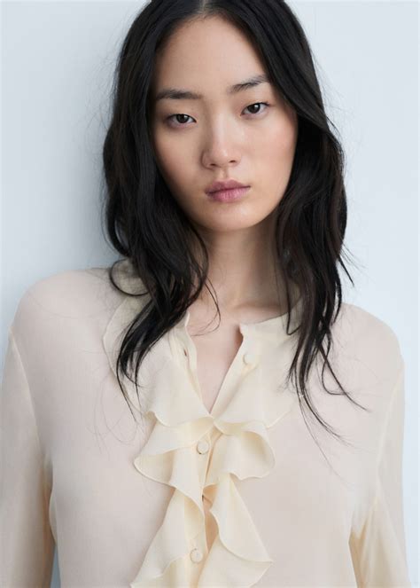 Long sleeve ruffled shirt - Женщины | MANGO Россия (Российская Федерация)